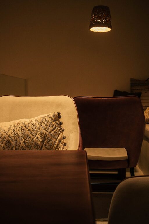 Tips for Creating a Cozy and Inviting Living Space in Any Home